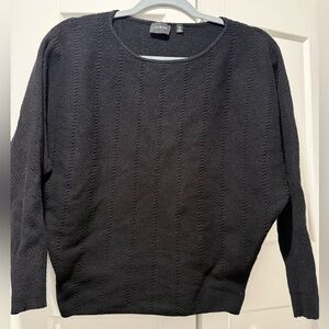 Cyrus Women's Black Crew Neck Sweater